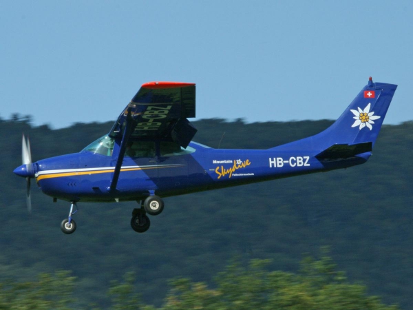 Cessna CE 182J HB-CBZ