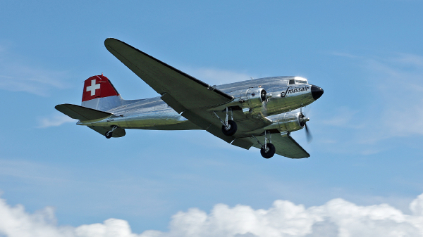 Douglas DC-3 N431HM