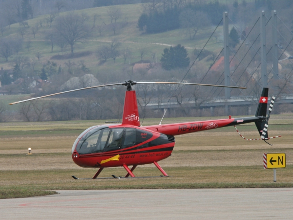 Robinson R44 Raven HB-ZDW 