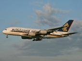 Singapore Airlines 9V-SKJ Airbus A380-841