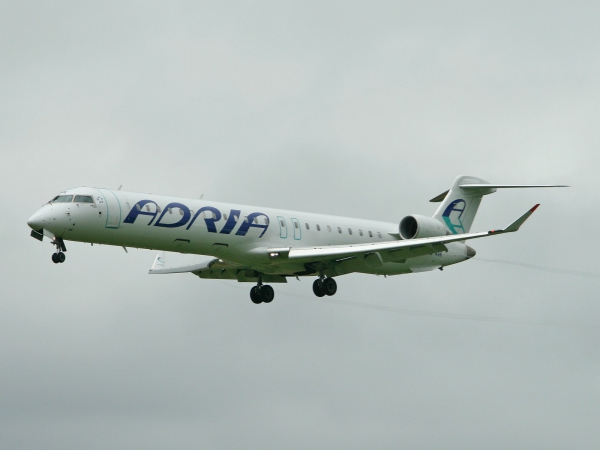 Adria Airways S5-AAK Canadair Regional Jet CRJ900