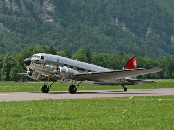 Douglas DC-3C-S1C3G HB-ISC